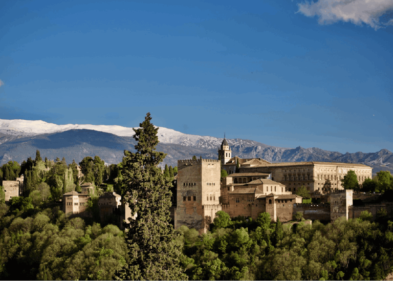 La Alhambra de Granada: secretos y consejos para una visita inolvidable ...