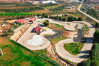 Una tanda en Kart adulto para 2 en Karting Cabanillas en Cabanillas del campo (Guadalajara)