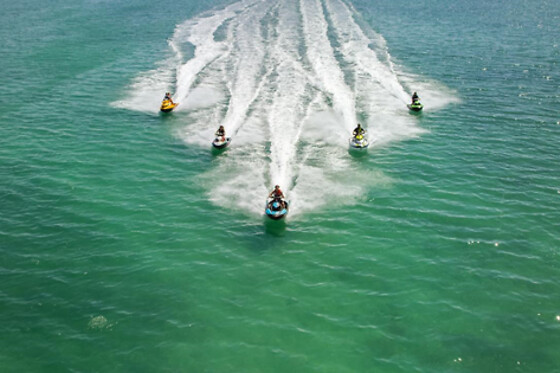Un tour en jet ski para 1 en Liberty Wings Watersports en Calafat (Tarragona)