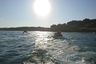 Un tour en jet ski para 1 en Liberty Wings Watersports en Calafat (Tarragona)
