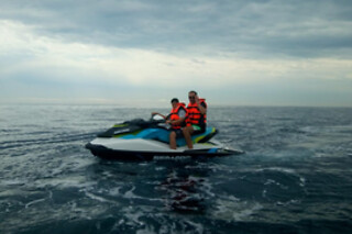 Un tour en jet ski para 1 en Liberty Wings Watersports en Calafat (Tarragona)