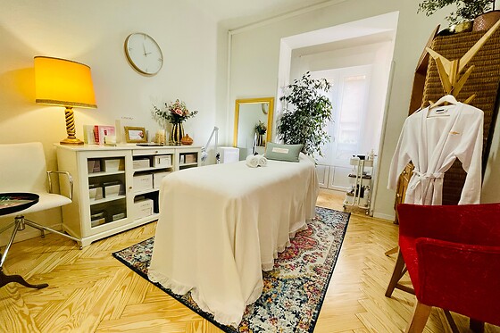 Un masaje relajante aromaterapia para 1 en Iralaultima's Beauty en Madrid