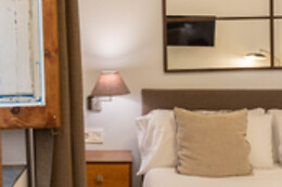 WE BOUTIQUE HOTEL