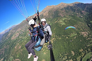 Un vuelo en parapente para 1 en Speedriding en Castejón de Sos (Huesca)