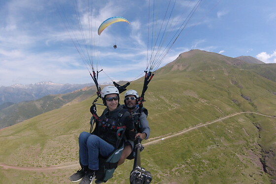 Un vuelo en parapente para 1 en Speedriding en Castejón de Sos (Huesca)