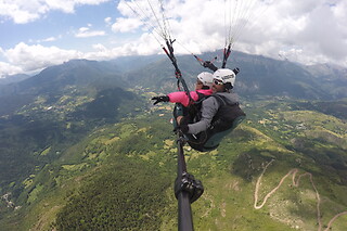 Un vuelo en parapente para 1 en Speedriding en Castejón de Sos (Huesca)