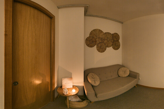 Un Masaje Head to Toe para 1 en Myself Beauty Center en Madrid