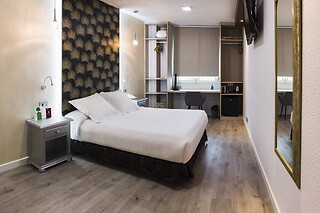 Dos noches con desayunos para 2 en Hotel Bellavista Sevilla**** en Sevilla