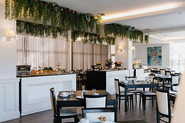 Ribeira Collection Hotel