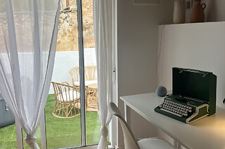 Una noche en apartamento con desayuno para 2 en El Retiro en Llombai (Valencia)