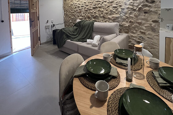 Una noche en apartamento con desayuno para 2 en El Retiro en Llombai (Valencia)