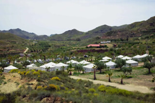 Dos noches en hayma con experiencia bienestar para 2 en Ecocamping Oasis Al Hamam en Lucaneina de las Torres (Almería)