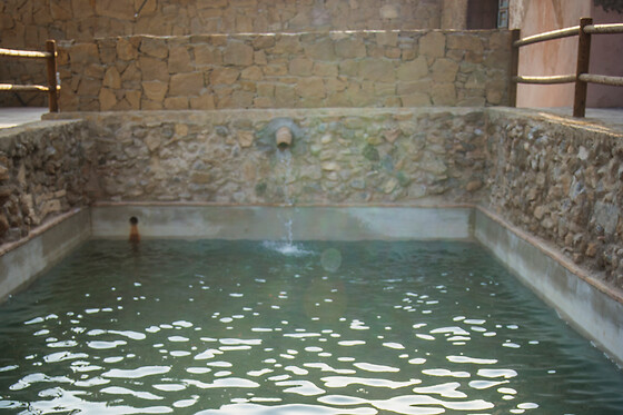 Dos noches en hayma con experiencia bienestar para 2 en Ecocamping Oasis Al Hamam en Lucaneina de las Torres (Almería)
