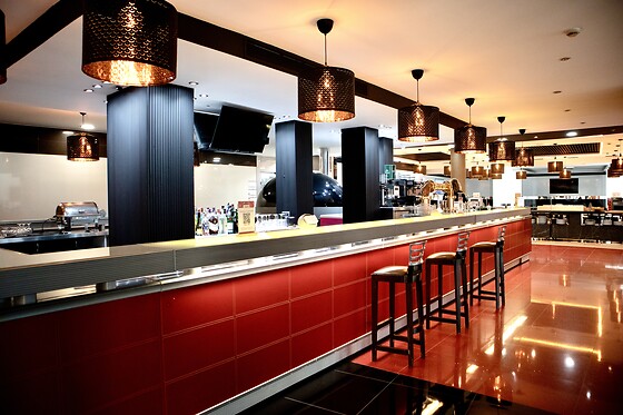 Dos noches con desayunos para 3 en Hotel Benetússer**** en Benetússer (Valencia)