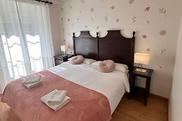 HOTEL Y APARTAMENTOS LA LONJA