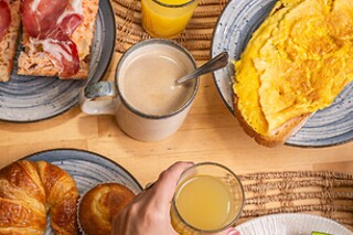 Una noche con desayuno para 2 en Hotel La Muntanya en Llafranc (Girona)