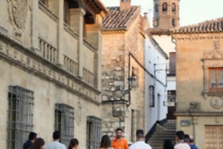 Oleoturismo Experience con cata de aceites para 4 en el Museo del Olivo en Baeza (Jaén)