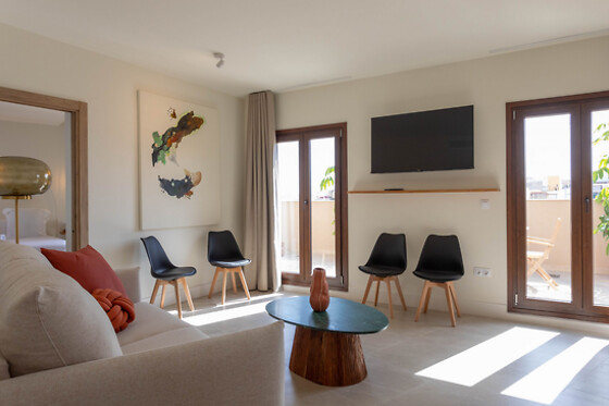 Una noche en apartamento con bañera hidromasaje para 2 en Apartamentos Mercado**** en Alicante