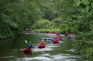 Una ruta en canoa por calas y cuevas para 2 con Cientovolando en Ribadeo (Lugo)