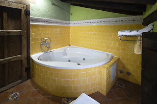 Una noche con experiencia bienestar para 2 en Casa Rural El Atroje en Cardenete (Cuenca)