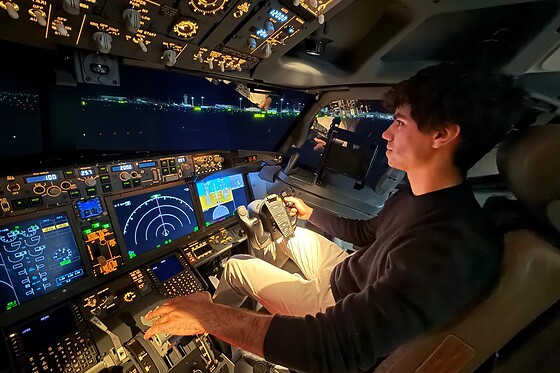 Una experiencia de simulación de vuelo en BOEING 737 para 1 a 2 personas en BAA Training Spain en Gavà (Barcelona)