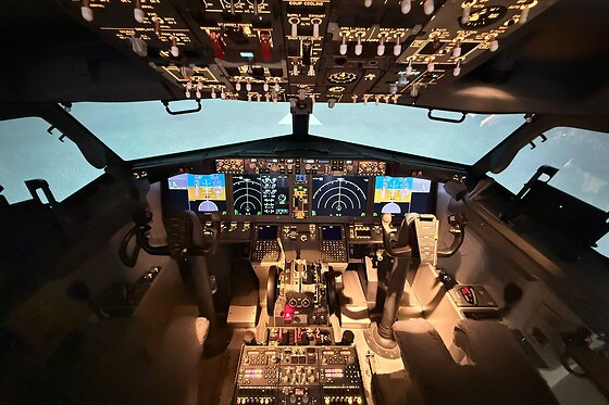 Una experiencia de simulación de vuelo en AIRBUS 320 o BOEING 737 para 1 a 4 personas en BAA Training Spain en Gavà (Barcelona)