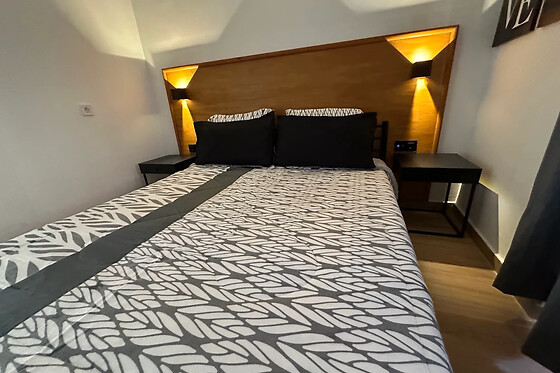 Una noche en apartamento con bañera de hidromasaje para 2 en El Racó d'Artés en Artés (Barcelona)