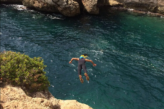 Una actividad de coasteering para 3 con Mallorca Mountains en Manacor (Islas Baleares)