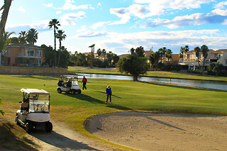 Una noche con desayuno y experiencia bienestar para 2 en Hotel Alicante Golf**** en Alicante