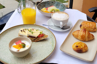 Una noche con desayuno y experiencia bienestar para 2 en Hotel Alicante Golf**** en Alicante