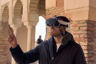 Una visita guiada con realidad virtual por la Alcazaba de Málaga para 2 con XR Experiences en Málaga