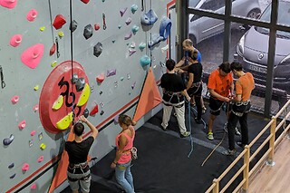 Bautismo de escalada para 2 en Awesome Boulder Center en Fuenlabrada (Madrid)