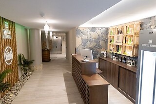 Un acceso a espacio bienestar y masaje para 1 en Beer Spa Cádiz en Cádiz