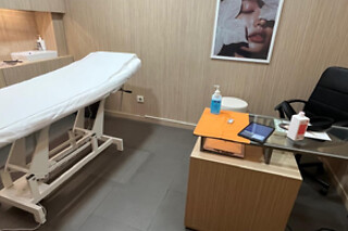 Un tratamiento facial Hydralinfusión para 1 en Marée Clinics Alcalá Magna en Alcalá de Henares (Madrid)