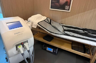 Un tratamiento facial Hydralinfusión para 1 en Marée Clinics Logroño en Logroño
