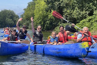 Un descenso del Sella en canoa para 2 adultos y un niño con Kayak Aventura en Las Rozas (Asturias)