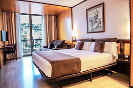 HOTEL ESTELA BARCELONA - HOTEL DEL ARTE - RESTAURANTE IRIS GALLERY