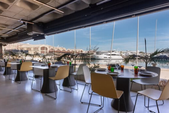 Una comida o cena gastronómica para 2 en Restaurante Front en Valencia
