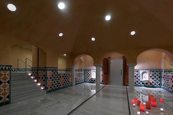 BAÑOS ÁRABES PALACIO DE COMARES - photo 1