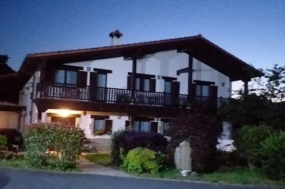 Dos noches para 2 en Casa Rural Otxoenea en Irún (Guipúzcoa)