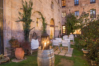 Una noche con desayuno para 2 en Hostería San Millán en San Millán de la Cogolla (La Rioja)