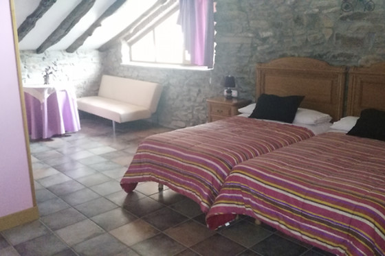Dos noches en habitación doble para 2 en Casa Rural Argiñenea en San Sebastián (Gipuzkoa)