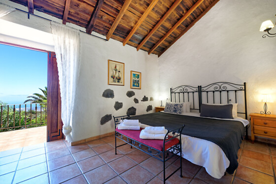 LA CORREA DEL ALMENDRO - photo 16