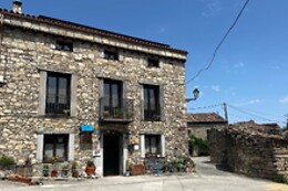 HOTEL RURAL ANA DE LAS TEJAS AZULES