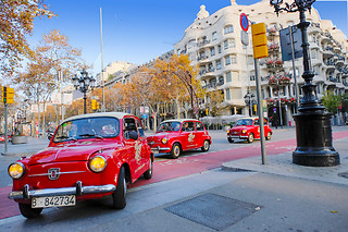 Ruta por el Barrio Gótico en Seat 600 en Barcelona