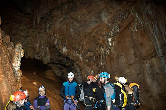 Una actividad de descenso de cañones para 2 en Escuela Asturiana de Piragüismo en Arriondas (Asturias)