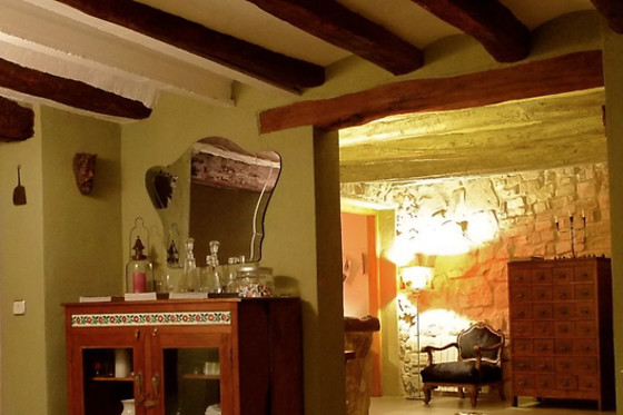 Una noche con desayuno y visita enológica para 2 en Casa Miret en Vallverd (Tarragona)