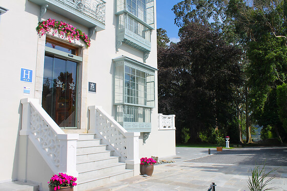 Una noche en suite con desayuno para 2 en Hotel Boutique Villa del Marqués*** en Muros de Nalón (Asturias)
