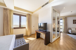 Una noche con experiencia bienestar y cena para 2 en Hotel Spa Villa Nazules**** en Almonacid de Toledo (Toledo)