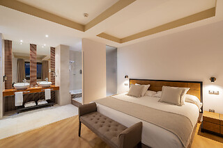 Una noche con experiencia bienestar y cena para 2 en Hotel Spa Villa Nazules**** en Almonacid de Toledo (Toledo)